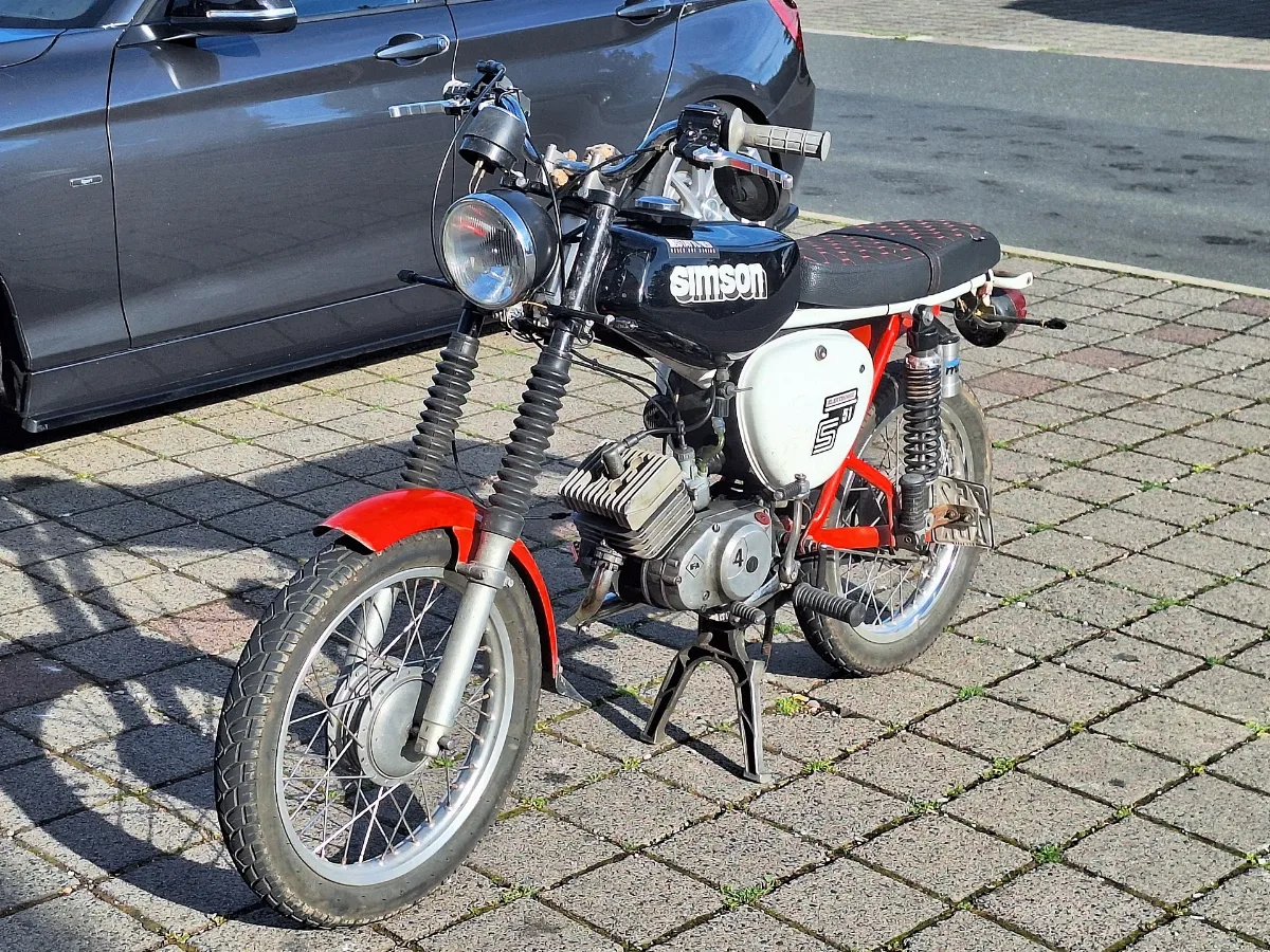 Simson S51 At Mcdonald's Petersberg Near Eisenberg 2026