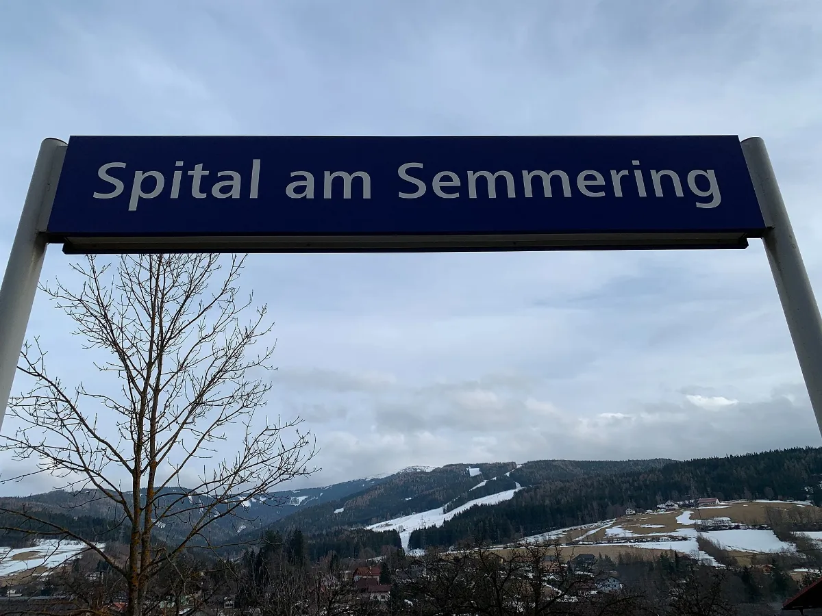 Spital Am Semmering Bhf, Platform Station Sign