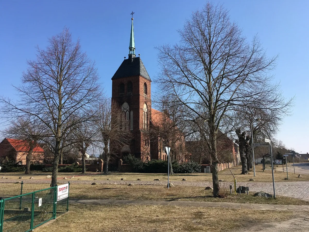 Treuenbrietzen Niebel Dorfstraße Kirche