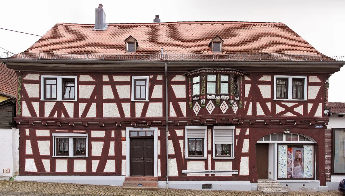Waldems Esch, Kirchgasse1, Fachwerkhaus 1686