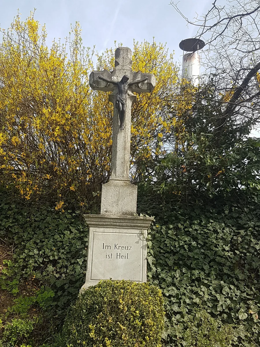 Wegkreuz An Der Staigstraße Vor Binningen Neu