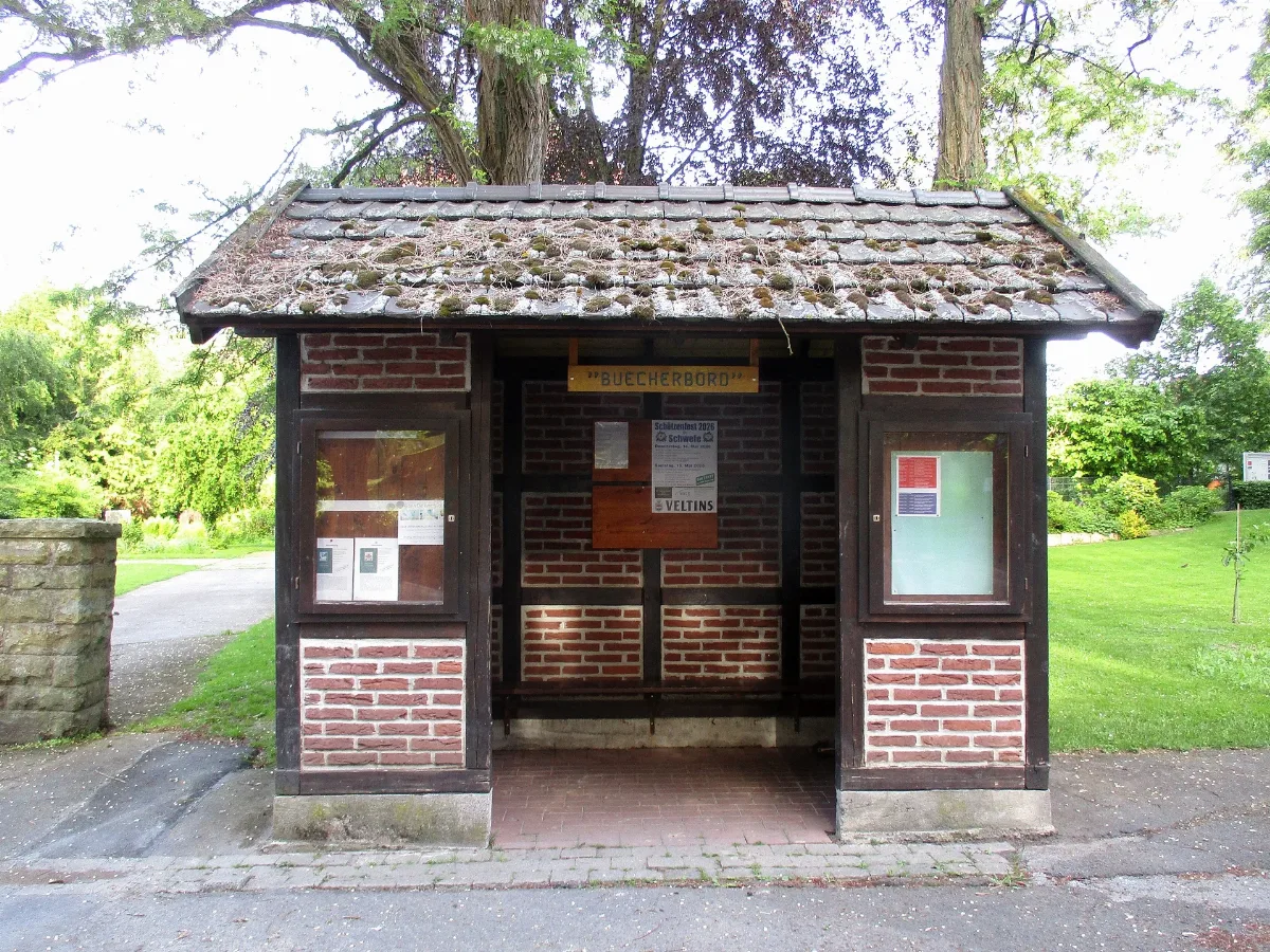 Welver Schwefe Wartehäuschen Mit Bücherschrank